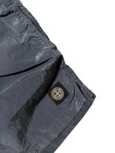 Lade das Bild in den Galerie-Viewer, Stone Island Badehose - L
