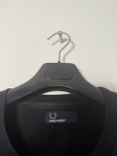 Lade das Bild in den Galerie-Viewer, Fred Perry Pullover - L
