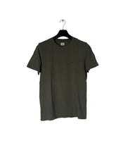 Lade das Bild in den Galerie-Viewer, CP Company T-Shirt - M
