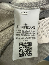 Lade das Bild in den Galerie-Viewer, Stone Island Hoodie
