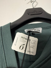Lade das Bild in den Galerie-Viewer, Stone Island Pullover - XXL
