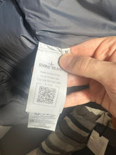 Lade das Bild in den Galerie-Viewer, Stone Island Daunenmantel - M
