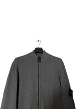 Lade das Bild in den Galerie-Viewer, Stone Island Sweatshirt Jacke - L
