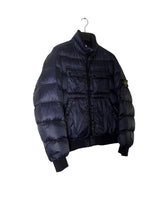 Lade das Bild in den Galerie-Viewer, Stone Island Daunenjacke - M
