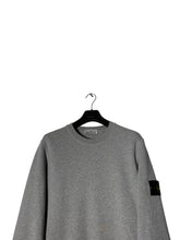 Lade das Bild in den Galerie-Viewer, Stone Island Pullover - M
