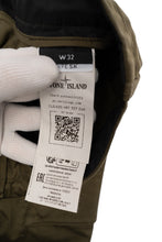 Lade das Bild in den Galerie-Viewer, Stone Island Cargo Hose - W32
