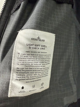 Lade das Bild in den Galerie-Viewer, Stone Island Softshell Jacke - XXL
