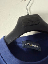 Lade das Bild in den Galerie-Viewer, Fred Perry Pullover - L
