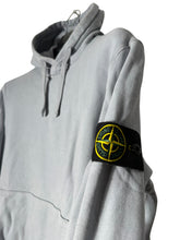 Lade das Bild in den Galerie-Viewer, Stone Island Hoodie
