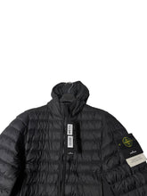 Lade das Bild in den Galerie-Viewer, Stone Island Steppjacke
