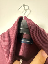 Lade das Bild in den Galerie-Viewer, Fred Perry Trainingsjacke - M

