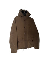 Lade das Bild in den Galerie-Viewer, CP Company Winterjacke - M
