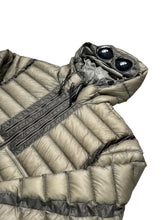Lade das Bild in den Galerie-Viewer, CP Company Steppjacke - M
