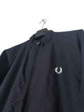 Lade das Bild in den Galerie-Viewer, Fred Perry Jacke - M
