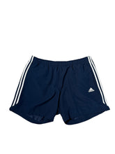 Lade das Bild in den Galerie-Viewer, Adidas Shorts

