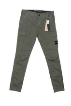 Lade das Bild in den Galerie-Viewer, Stone Island Cargo Hose - W33
