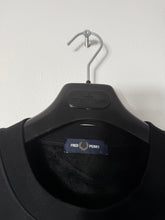 Lade das Bild in den Galerie-Viewer, Fred Perry Pullover - L

