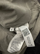 Lade das Bild in den Galerie-Viewer, CP Company Overshirt
