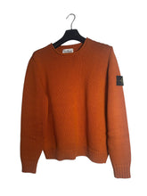 Lade das Bild in den Galerie-Viewer, Stone Island Strickpullover - S

