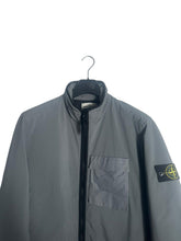 Lade das Bild in den Galerie-Viewer, Stone Island Primaloft Softshell Jacke - XL
