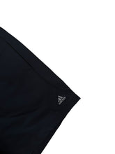 Lade das Bild in den Galerie-Viewer, Adidas Shorts - XXL
