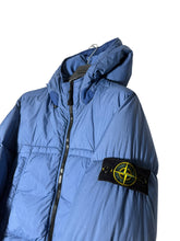 Lade das Bild in den Galerie-Viewer, Stone Island Daunenjacke - L
