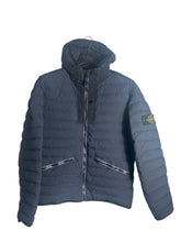Lade das Bild in den Galerie-Viewer, Stone Island Steppjacke - L
