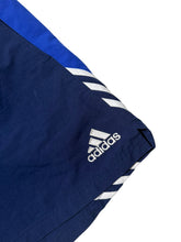 Lade das Bild in den Galerie-Viewer, Adidas Shorts - L
