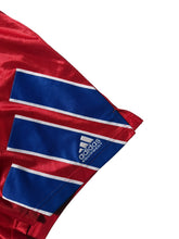 Lade das Bild in den Galerie-Viewer, Adidas Vintage Bayern München Shorts - M
