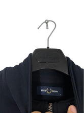 Lade das Bild in den Galerie-Viewer, Fred Perry Halfzip - M
