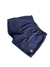 Lade das Bild in den Galerie-Viewer, Adidas Shorts
