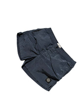 Lade das Bild in den Galerie-Viewer, Stone Island Badehose - L
