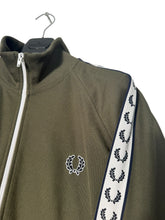 Lade das Bild in den Galerie-Viewer, Fred Perry Trainingsjacke - XL
