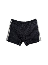 Lade das Bild in den Galerie-Viewer, Adidas Vintage Shorts - XL
