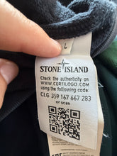 Lade das Bild in den Galerie-Viewer, Stone Island Sweatshirt Jacke - L
