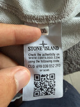 Lade das Bild in den Galerie-Viewer, Stone Island Pullover - XXL
