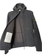 Lade das Bild in den Galerie-Viewer, Stone Island Softshell Jacke - M

