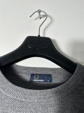 Lade das Bild in den Galerie-Viewer, Fred Perry Pullover
