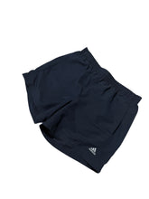 Lade das Bild in den Galerie-Viewer, Adidas Shorts - L

