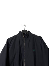 Lade das Bild in den Galerie-Viewer, Fred Perry Jacke - L
