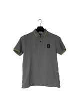 Lade das Bild in den Galerie-Viewer, Stone Island Polo - M
