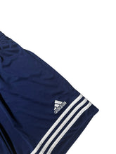 Lade das Bild in den Galerie-Viewer, Adidas Shorts - M
