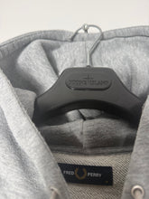 Lade das Bild in den Galerie-Viewer, Fred Perry Hoodie - M
