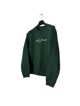 Lade das Bild in den Galerie-Viewer, Fred Perry Pullover - L
