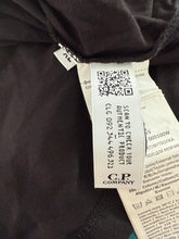Lade das Bild in den Galerie-Viewer, CP Company T-Shirt
