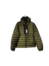 Lade das Bild in den Galerie-Viewer, CP Company Steppjacke - M
