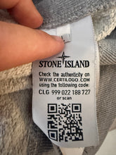 Lade das Bild in den Galerie-Viewer, Stone Island Pullover - L
