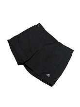 Lade das Bild in den Galerie-Viewer, Adidas Shorts - XL
