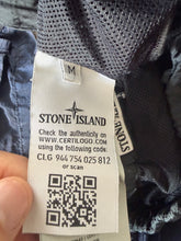 Lade das Bild in den Galerie-Viewer, Stone Island Badehose - M
