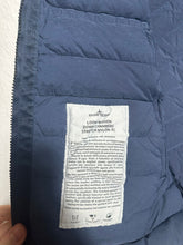 Lade das Bild in den Galerie-Viewer, Stone Island Weste - XL
